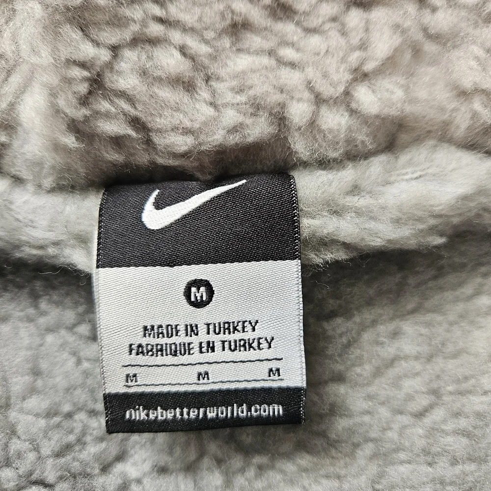 Jacket - Picture 5 of 7